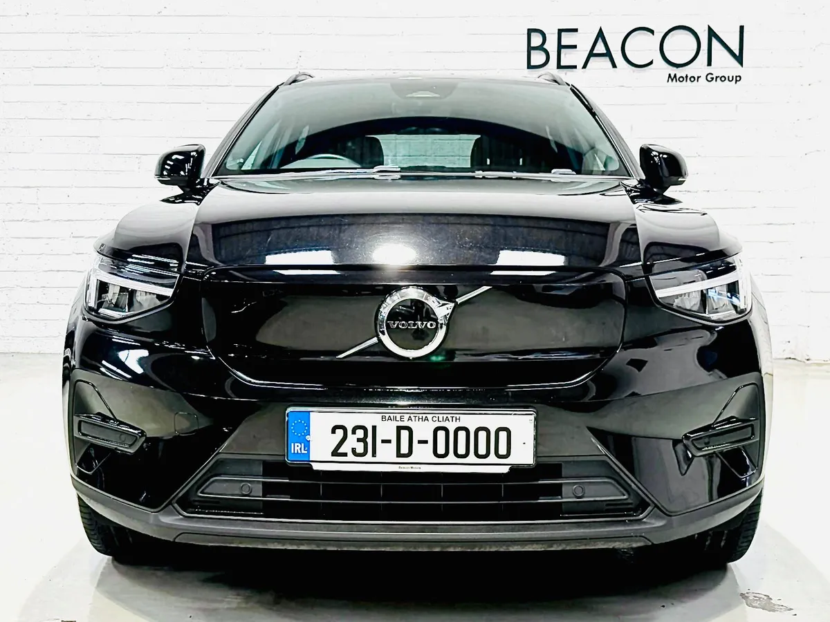 *2023*VOLVO XC40 CORE 69KWH 170KW EV RECHARGE EDIT - Image 4
