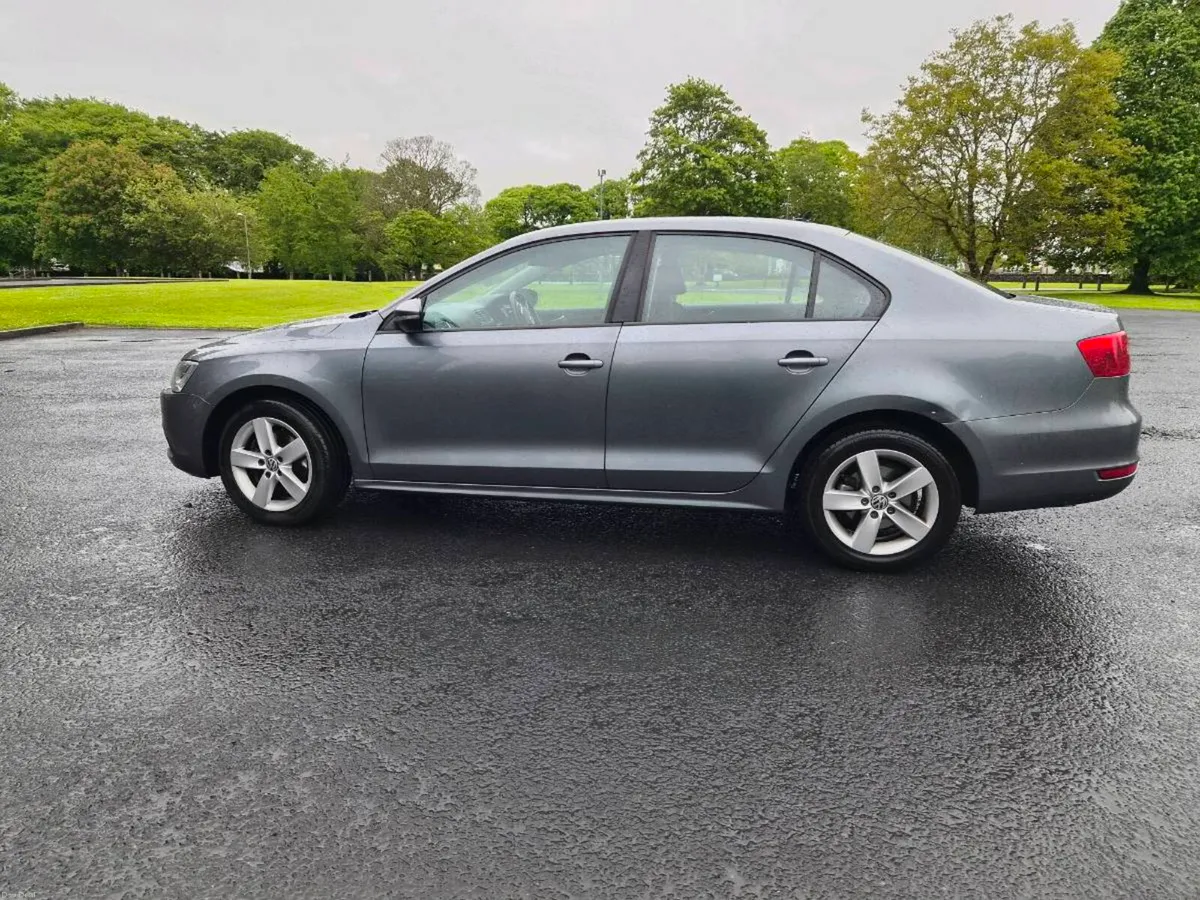 2012 VW Jetta, Comfortline, 1.6 Diesel. - Image 3