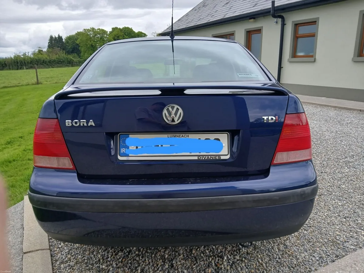 Volkswagen Bora 2005 - Image 3