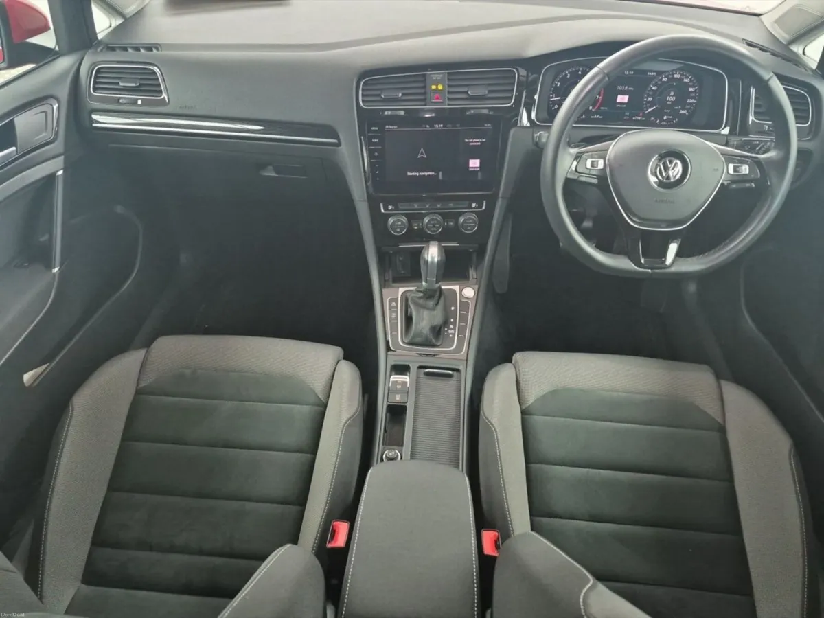 Volkswagen Golf Highline Tech Edition - Image 4