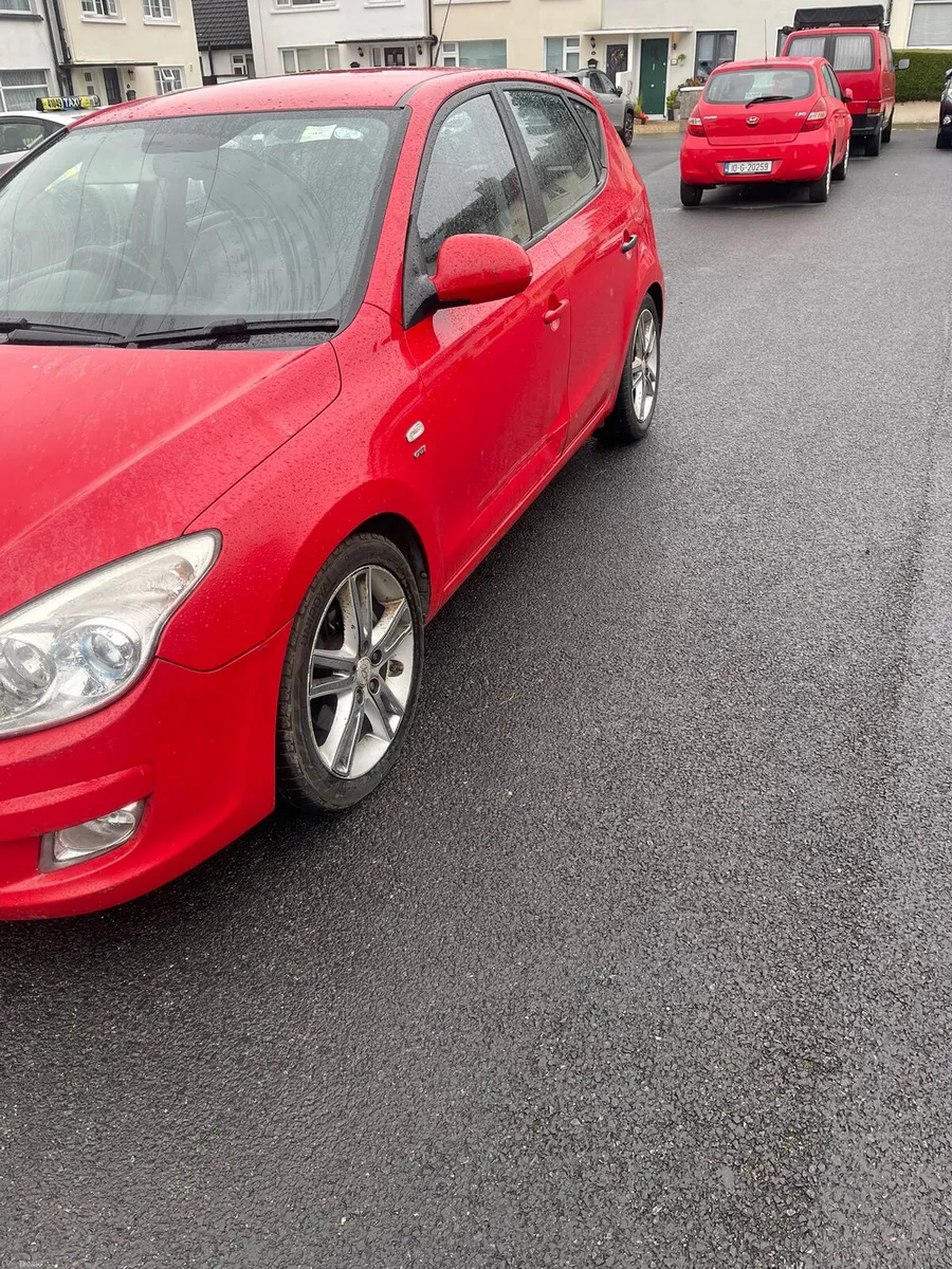 Hyundai i30 with nct - Image 4
