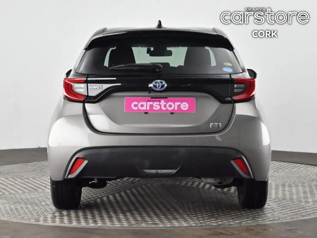 Toyota Yaris 1.5 Hybrid Auto - Image 4