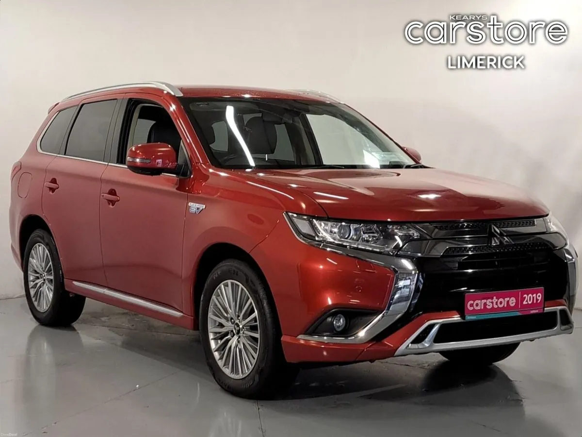 Mitsubishi Outlander 2.4L Plug-in EV S-Edition 5 s - Image 1