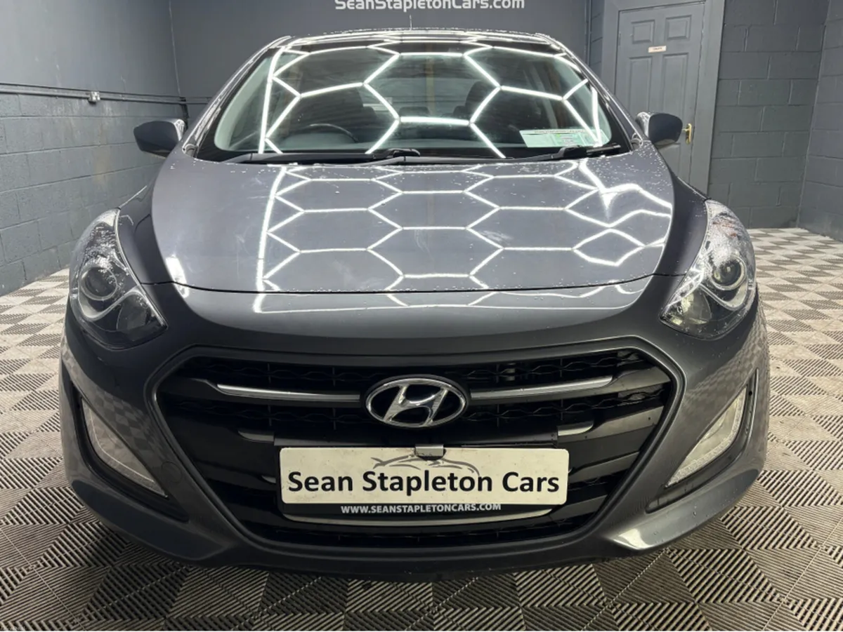 Hyundai i30 SE BLUE DRIVE 110PS 5DR - Image 6
