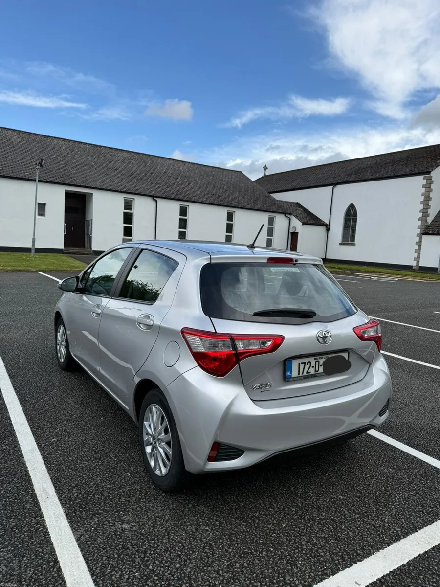 Toyota Yaris - Image 2