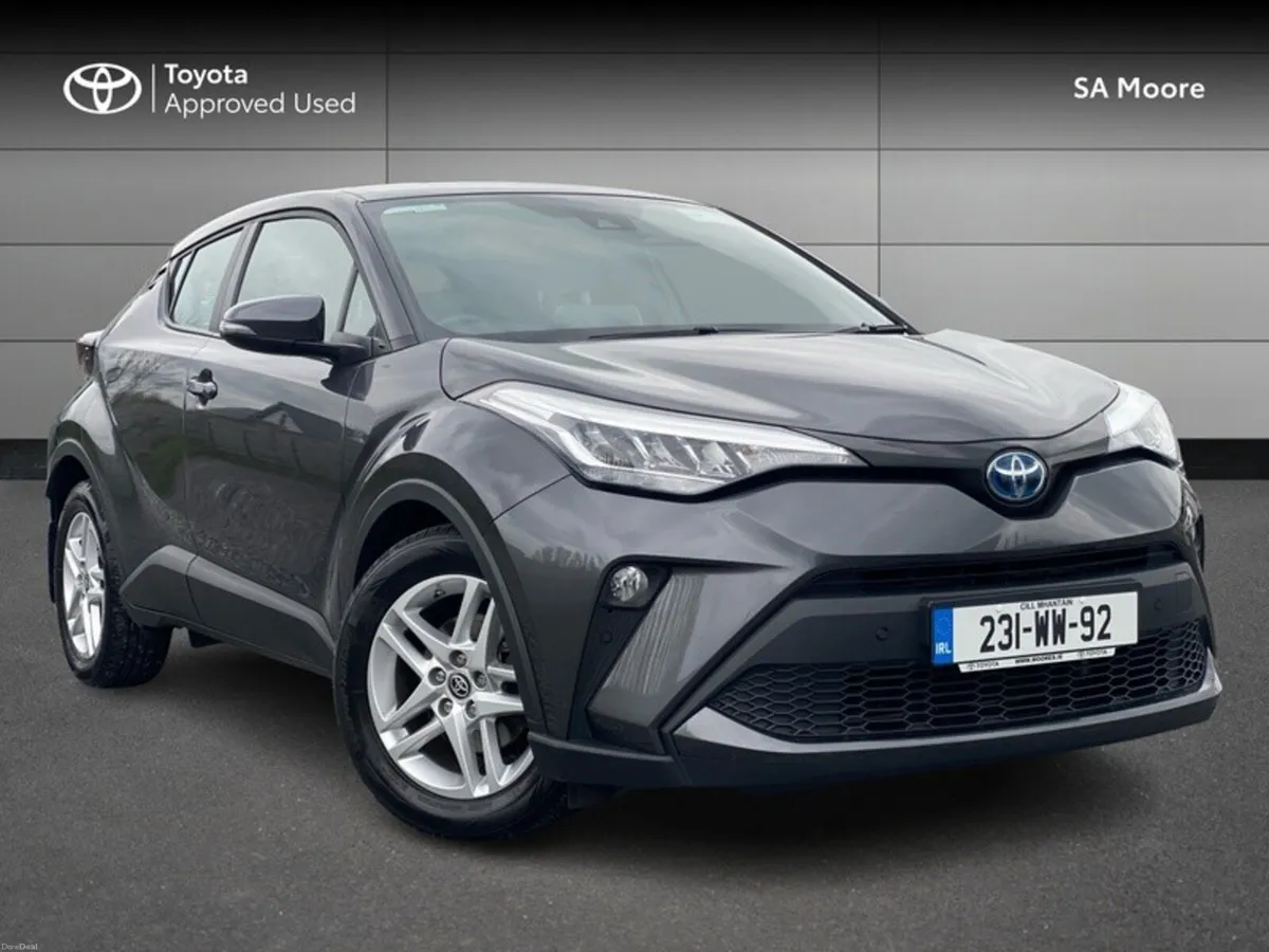 Toyota C-HR HYBRID LUNA  AUTO - Image 1