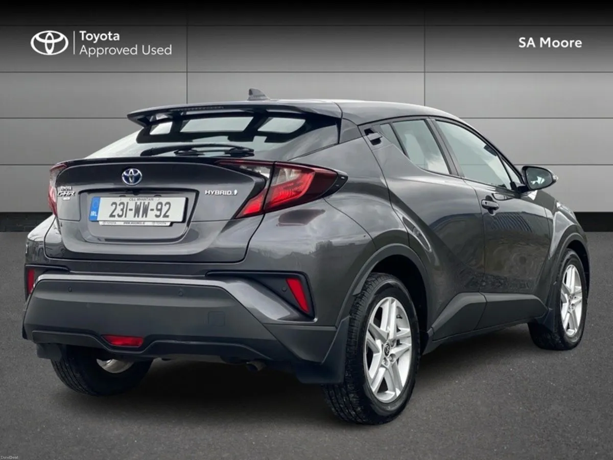 Toyota C-HR HYBRID LUNA  AUTO - Image 2