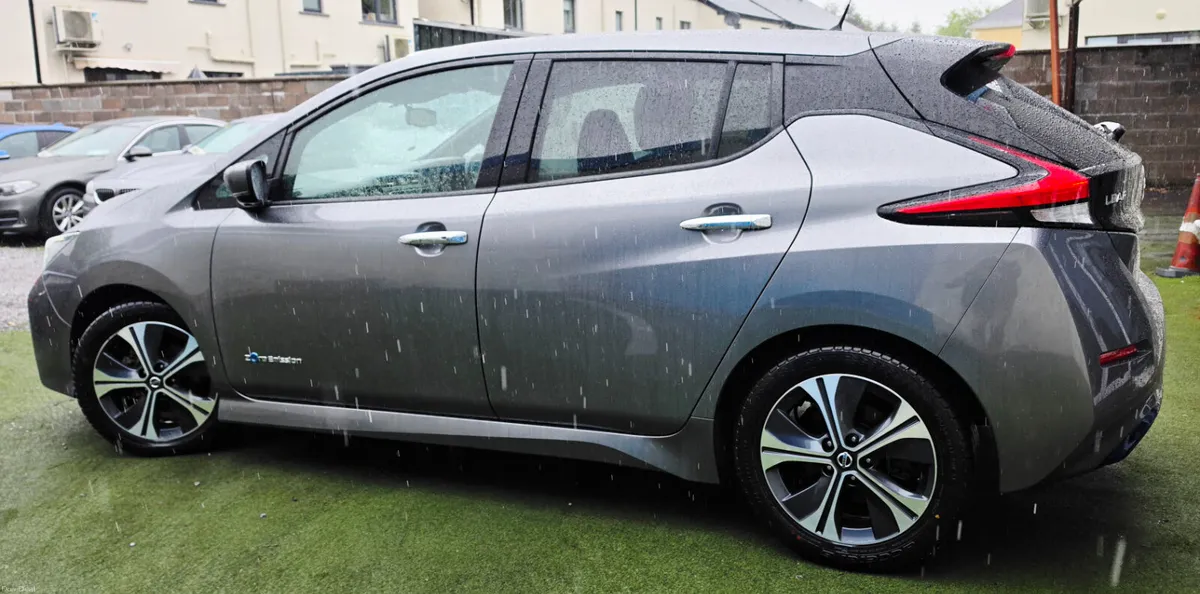Nissan Leaf TOP SPEC NCT TAX - Image 3