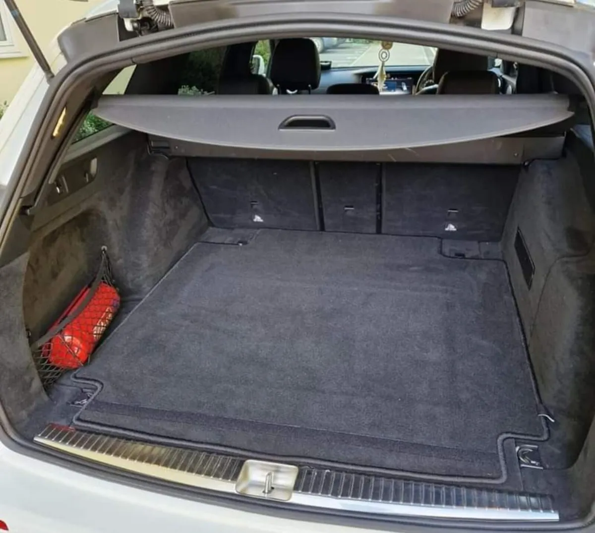 Mercedes-Benz E-Class 2017 - Image 2