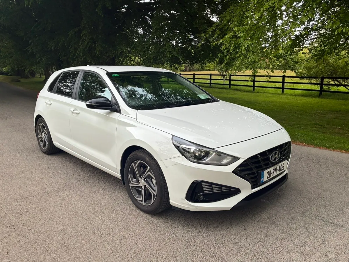 2021 HYUNDAI I30 1.6 CRDi DELUXE MODEL NCT&TAX - Image 3