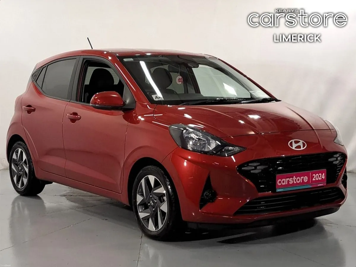 Hyundai i10 i10 Deluxe Plus Auto - Image 1