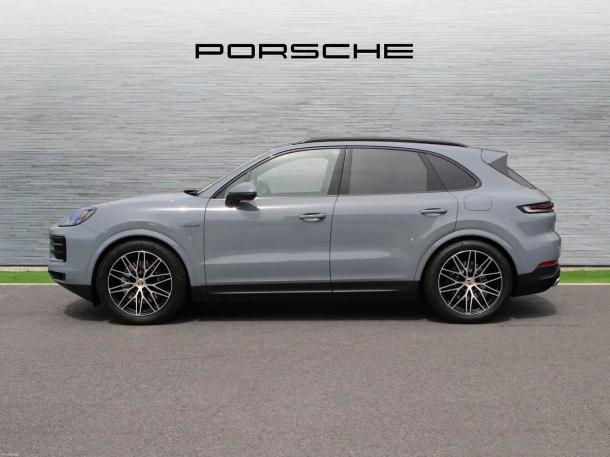 Porsche Cayenne E-Hybrid - Image 4