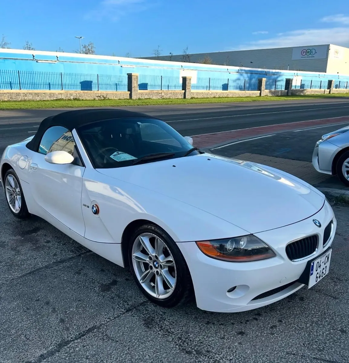 2004 Bmw Z4 2.5i Auto LOW KILOMETRES - Image 2