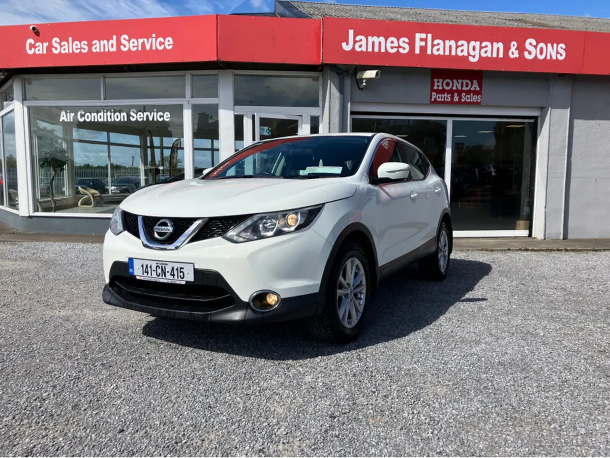 Nissan Qashqai 1.5 DSL SV 4DR - Image 1