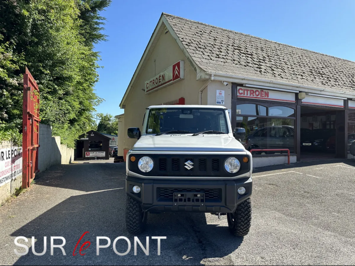 Suzuki Jimny SZ5 4xSeater 660cc - Image 3