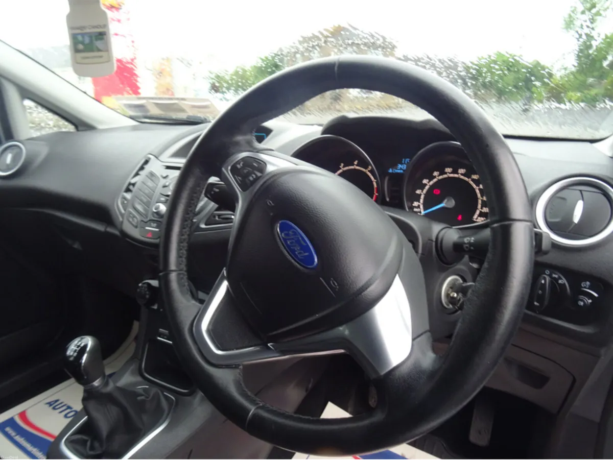 Ford Fiesta MCA ZETEC 1.0 65PS M5 4DR 5DR CB1 CNN - Image 6