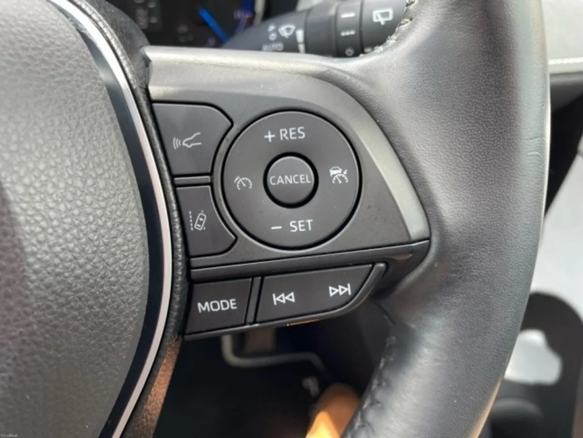 Toyota RAV4 - New Generation - Luna Edition - 2.5 - Image 3