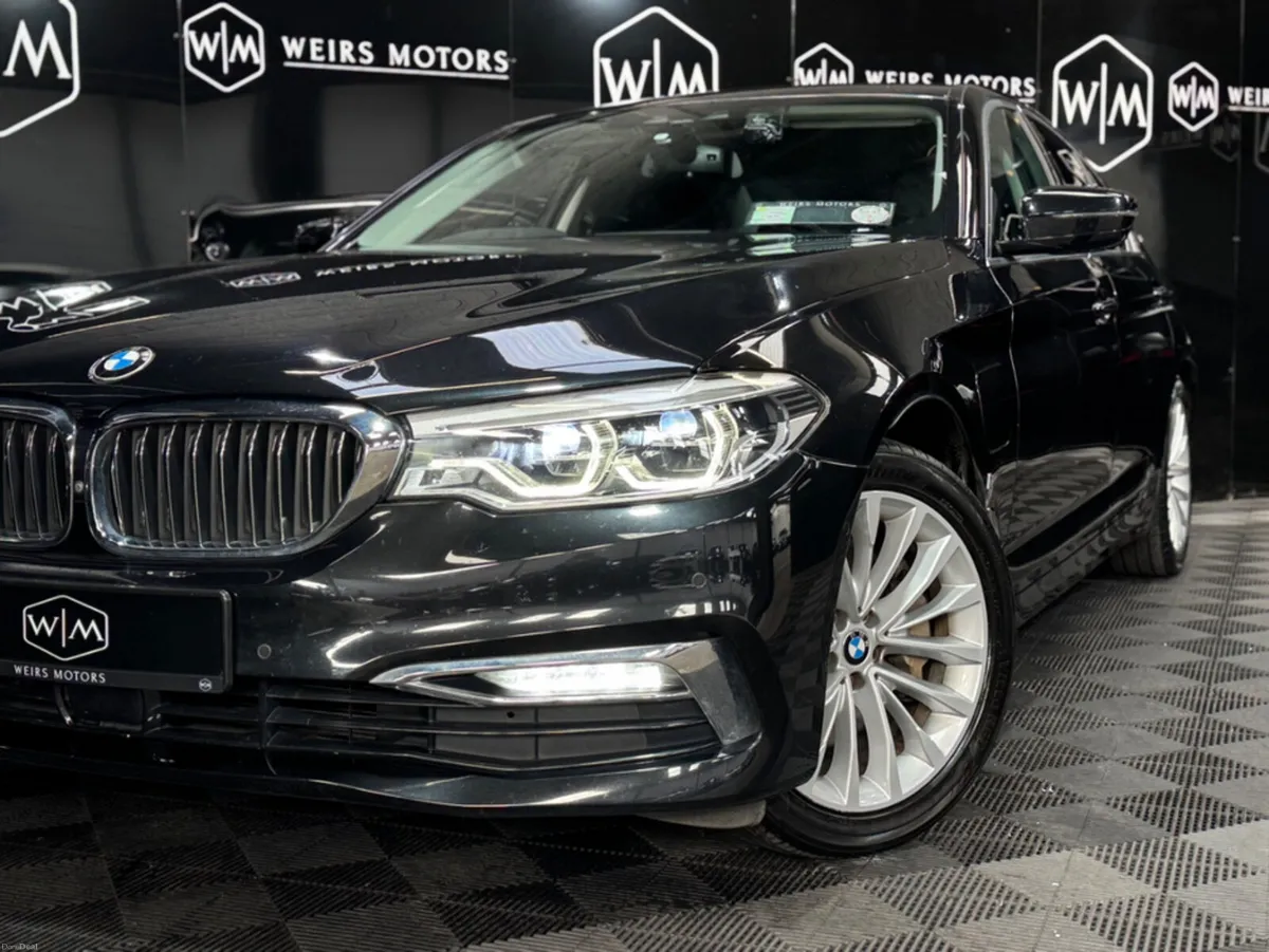 BMW 5-Series 530e LUXURY MODEL LOW MILEAGE - Image 3