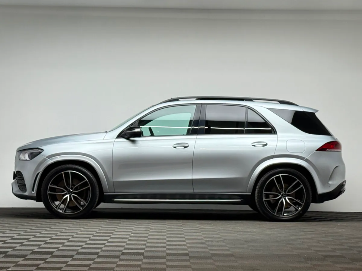 Mercedes-Benz GLE 350DE AMG LINE 4MATIC *PAN ROOF* - Image 4