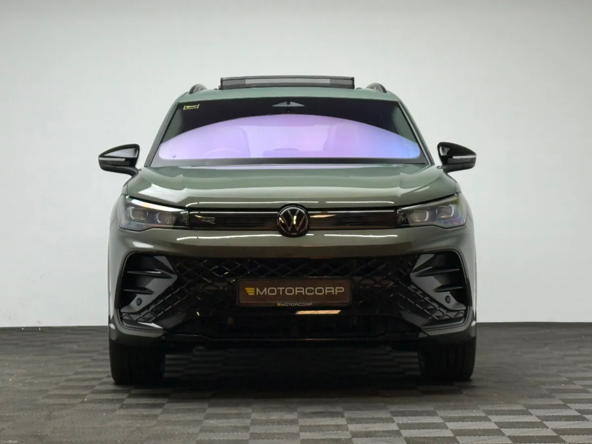 Volkswagen Tiguan R-LINE 1.5 TSI DSG PHEV *PAN ROO - Image 2
