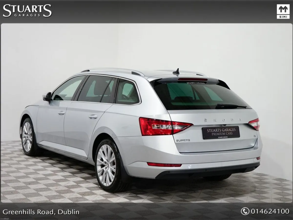 Skoda Superb COMBI STY 1.4tsi 218HP PHEV - Image 2