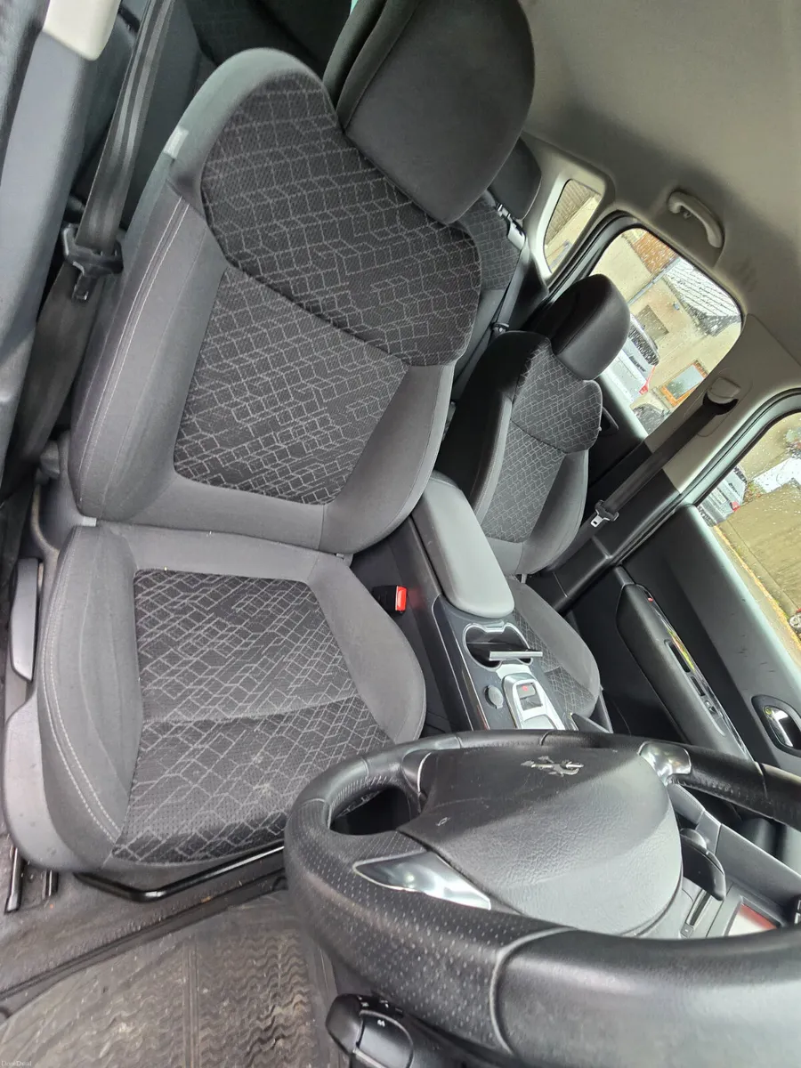 Automatic Peugeot 3008 2015 diesel ⛽️  automatic - Image 3