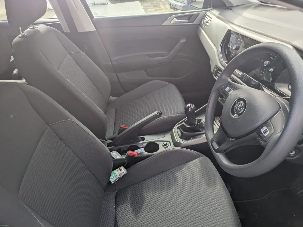 Volkswagen Polo 2019 - Image 3