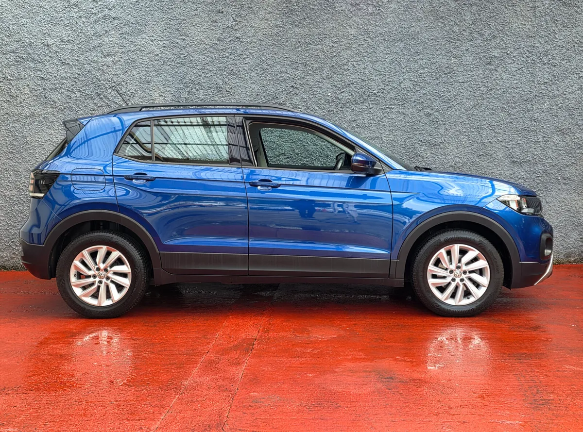 192 Volkswagen T-Cross 1.0Tsi, 50km/ immaculate - Image 4