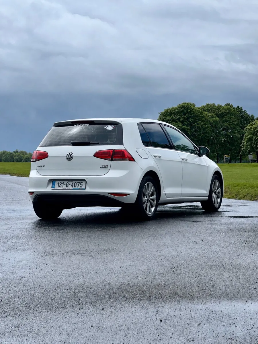 2013 Volkswagen Golf 1.6 TDI Comfortline - Image 2