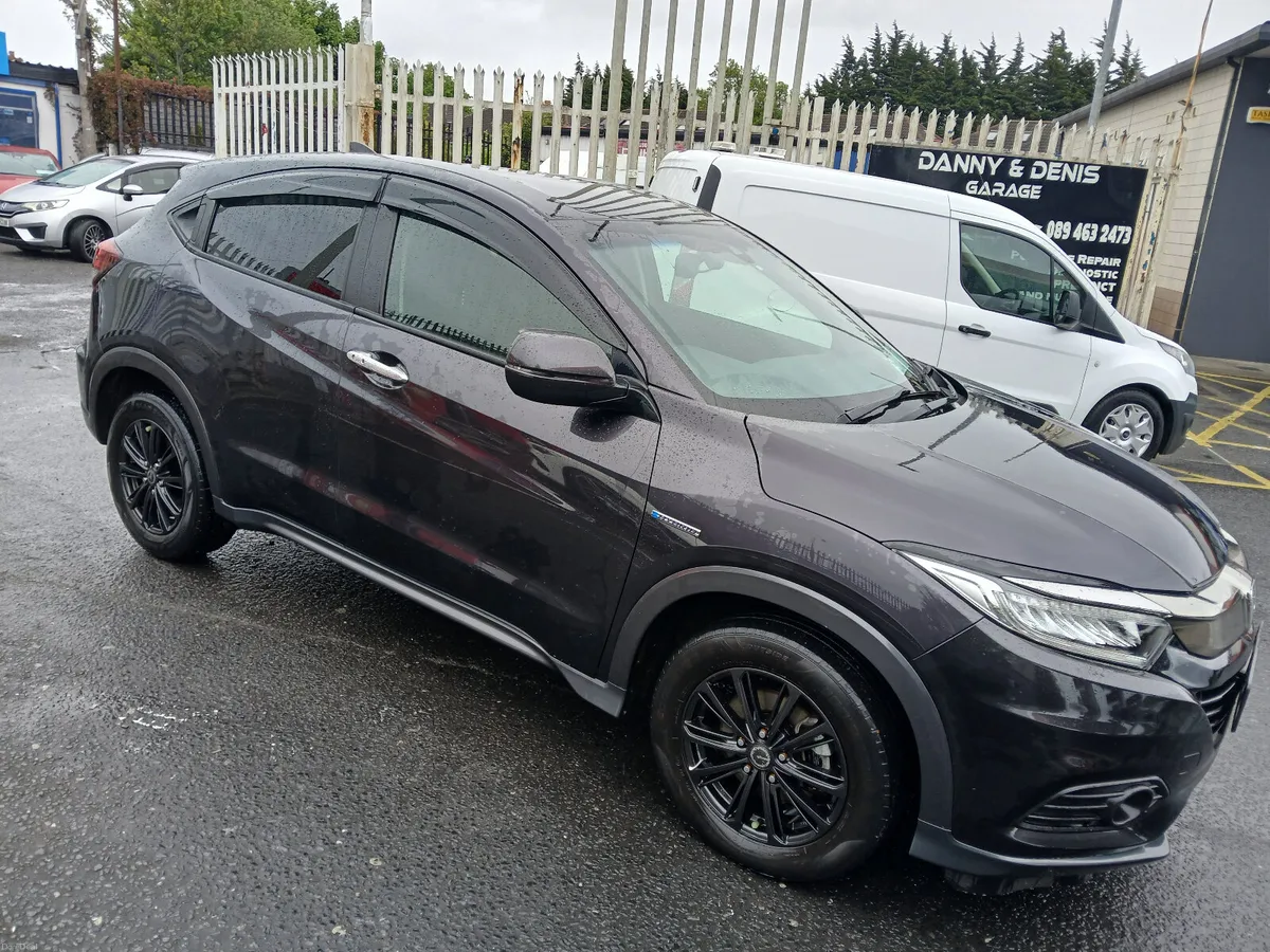 Honda Vezel 2020 low mileage tax and nct - Image 1