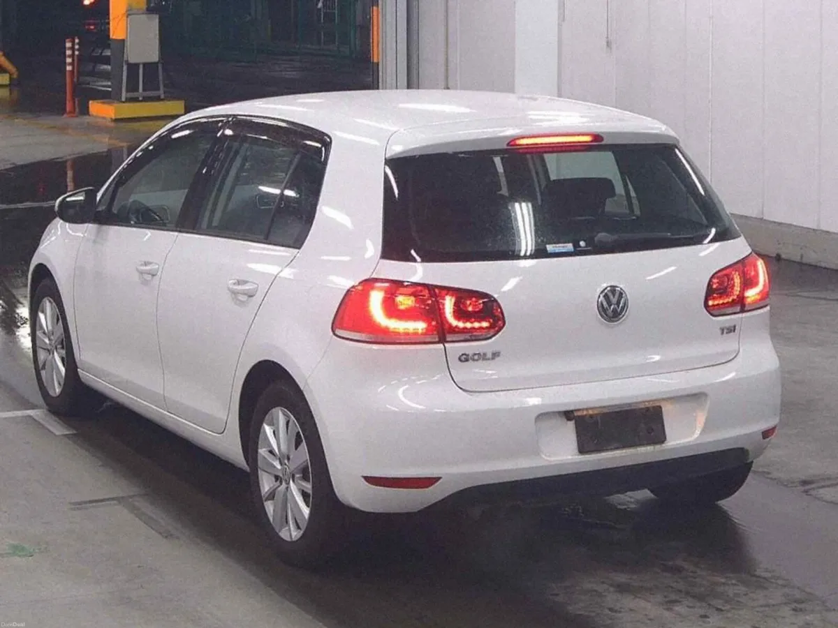 Volkswagen Golf *Automatic* - Image 2