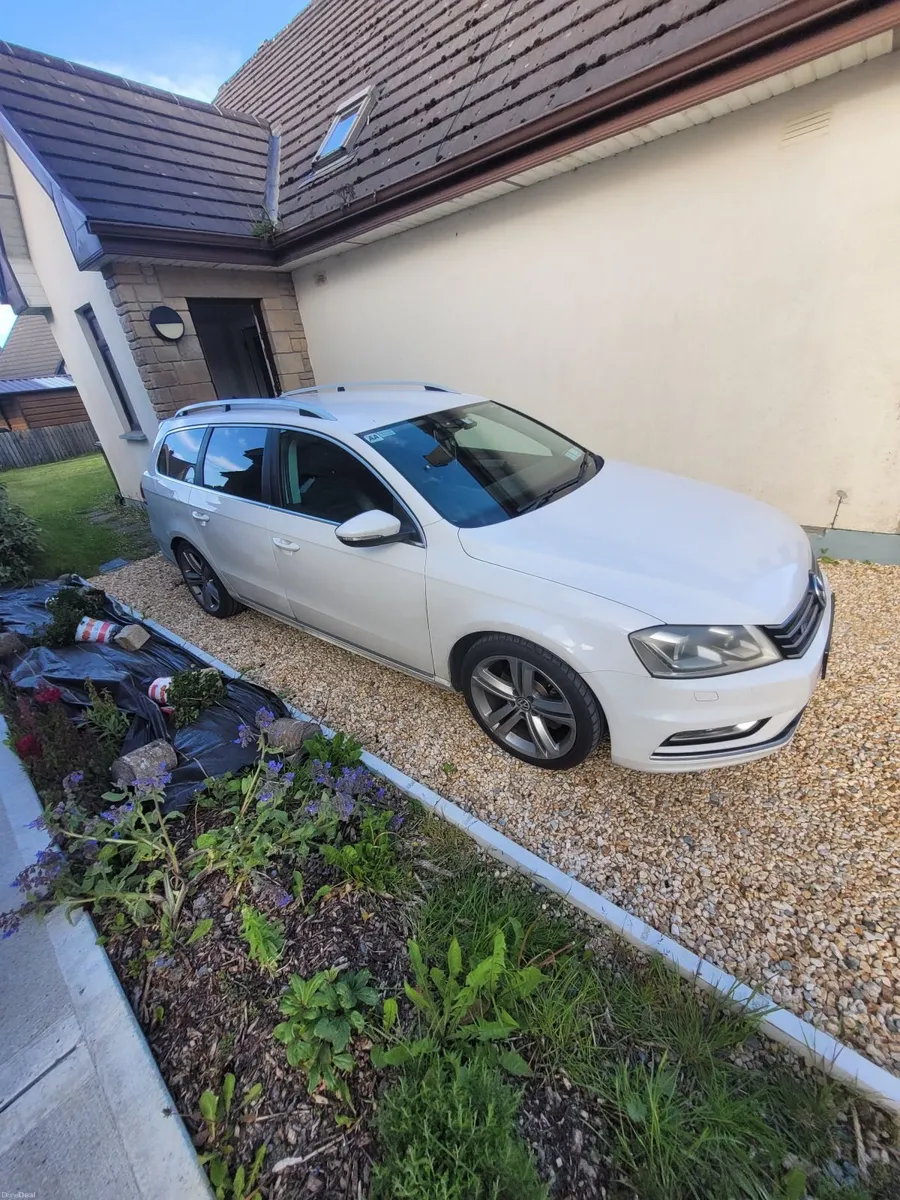Volkswagen Passat 2014 - Image 4