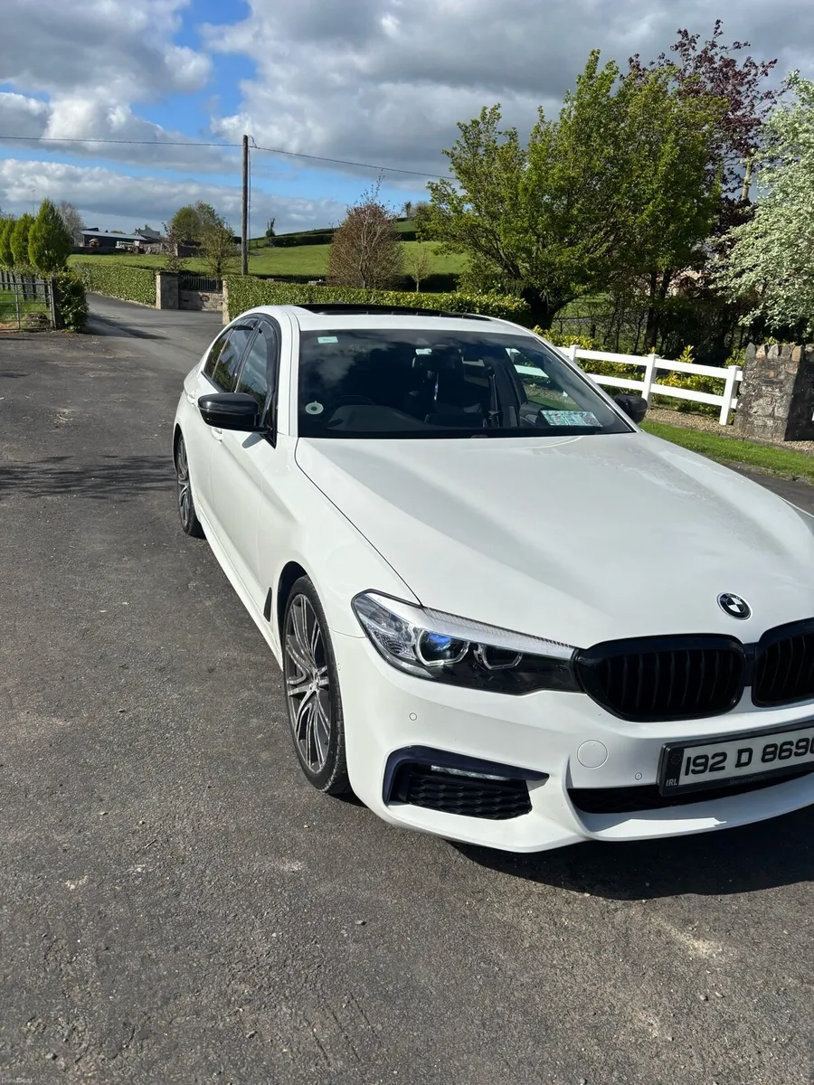 BMW 5-Series 2019 - Image 1