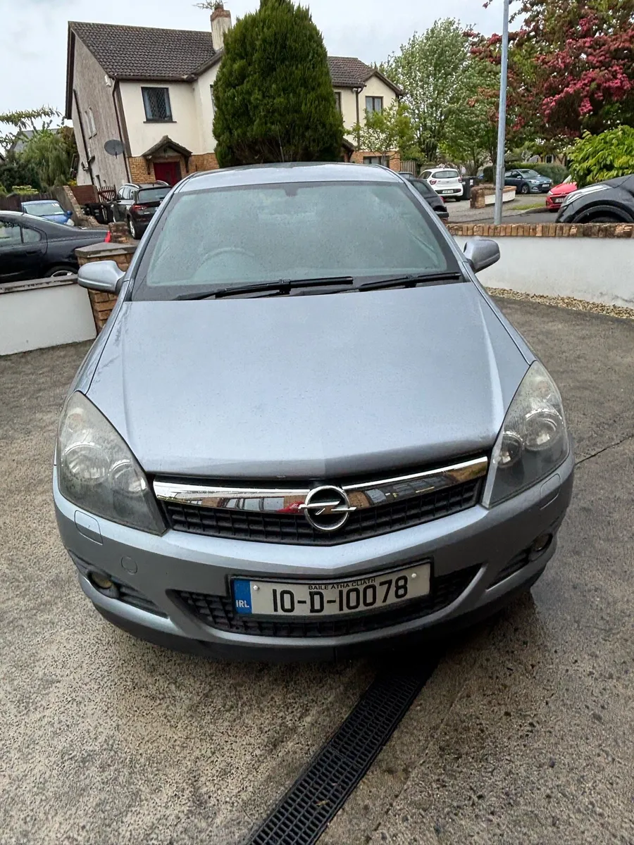 Opel Astra 1.4L Petrol, new NCT *LOW MILEAGE* - Image 4