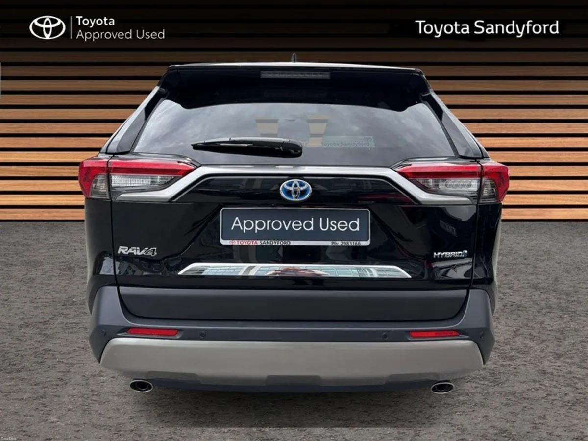 Toyota RAV4 HYBRID SOL // LEATHER HEATED SEATS // - Image 4