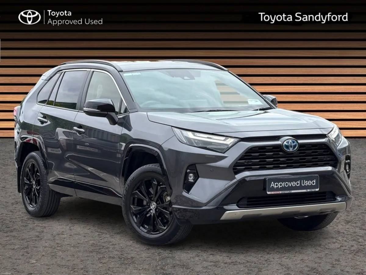 Toyota RAV4 SPORT HYBRID // HEATED LEATHER SEATS / - Image 1