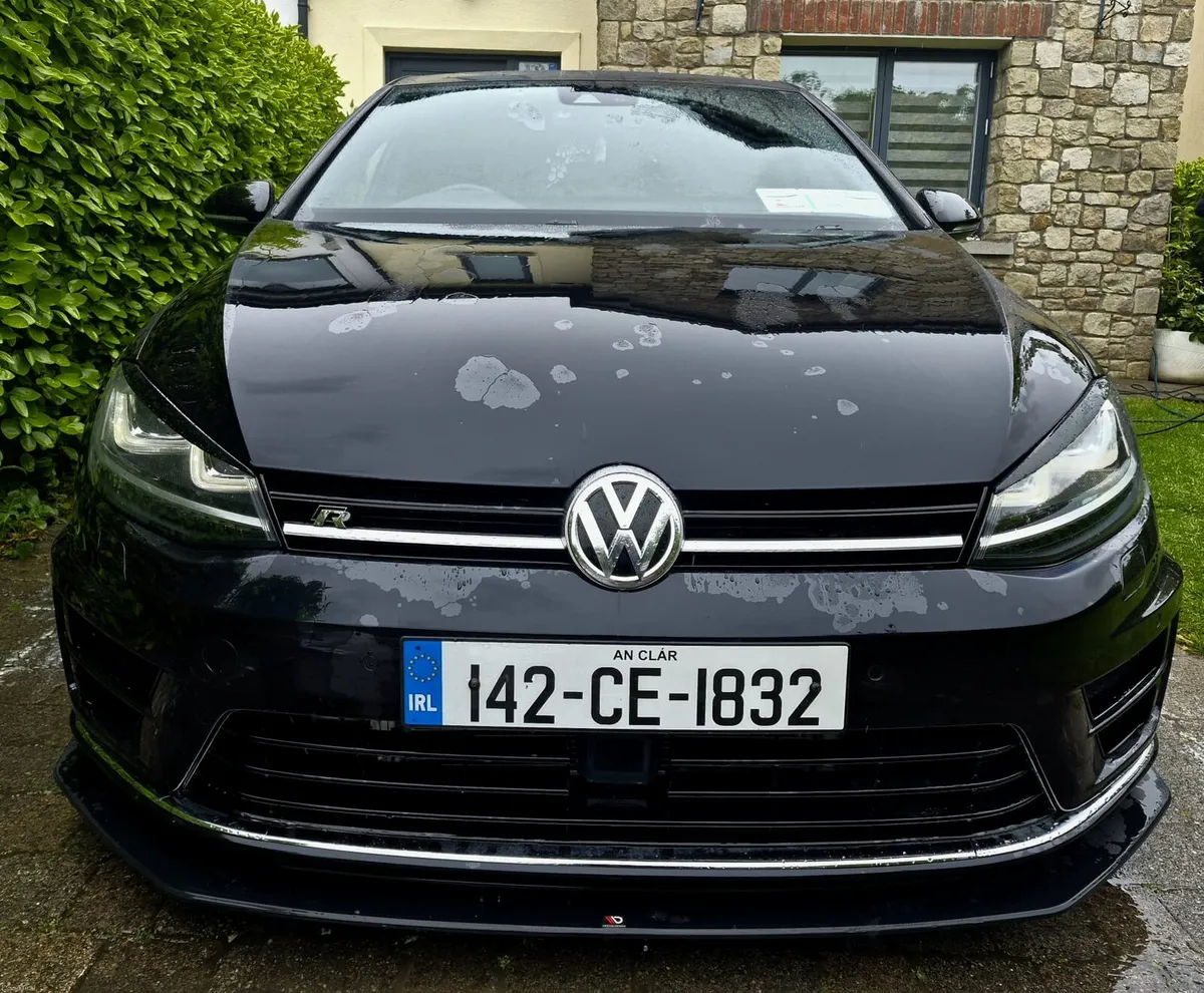 Golf R 80k km, jap import, DSG - Image 1