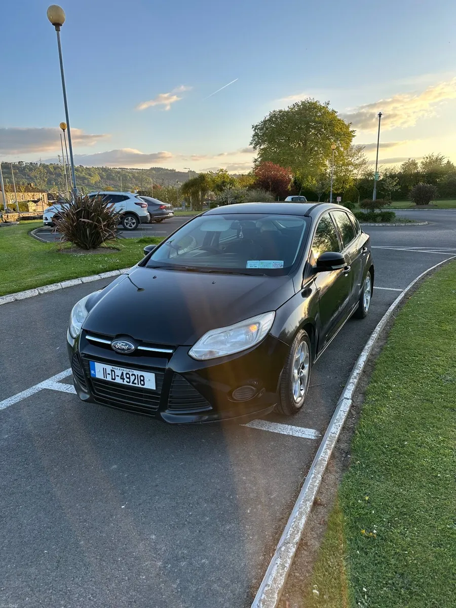 Ford Focus 2011 - Image 2