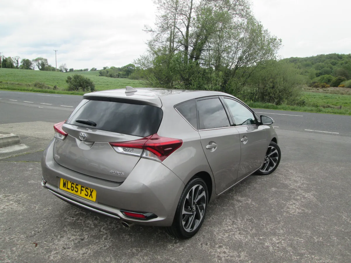 2015  TOYOTA  AURIS  1.6  D  DESIGN  5DR - Image 4