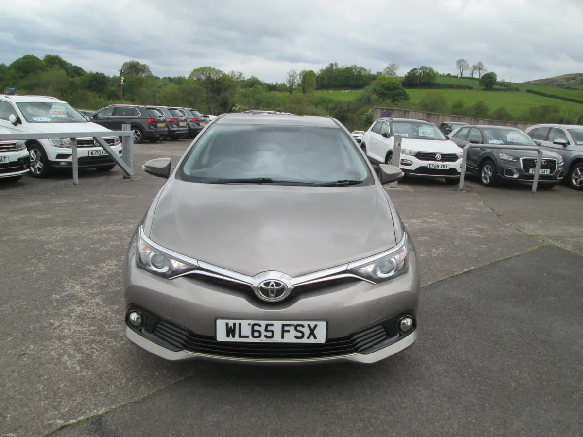 2015  TOYOTA  AURIS  1.6  D  DESIGN  5DR - Image 3