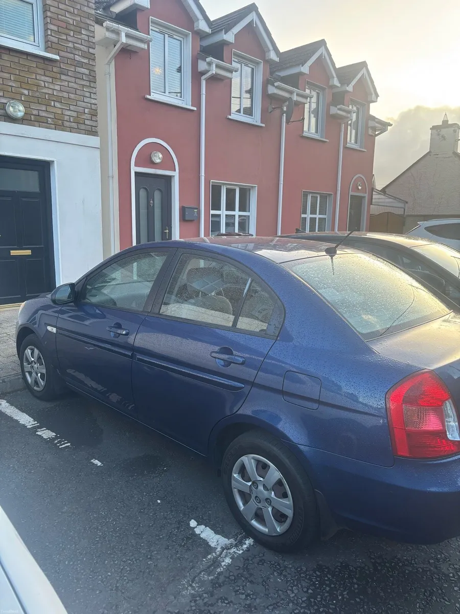 2008 Hyundai Accent - Low Km - Image 3
