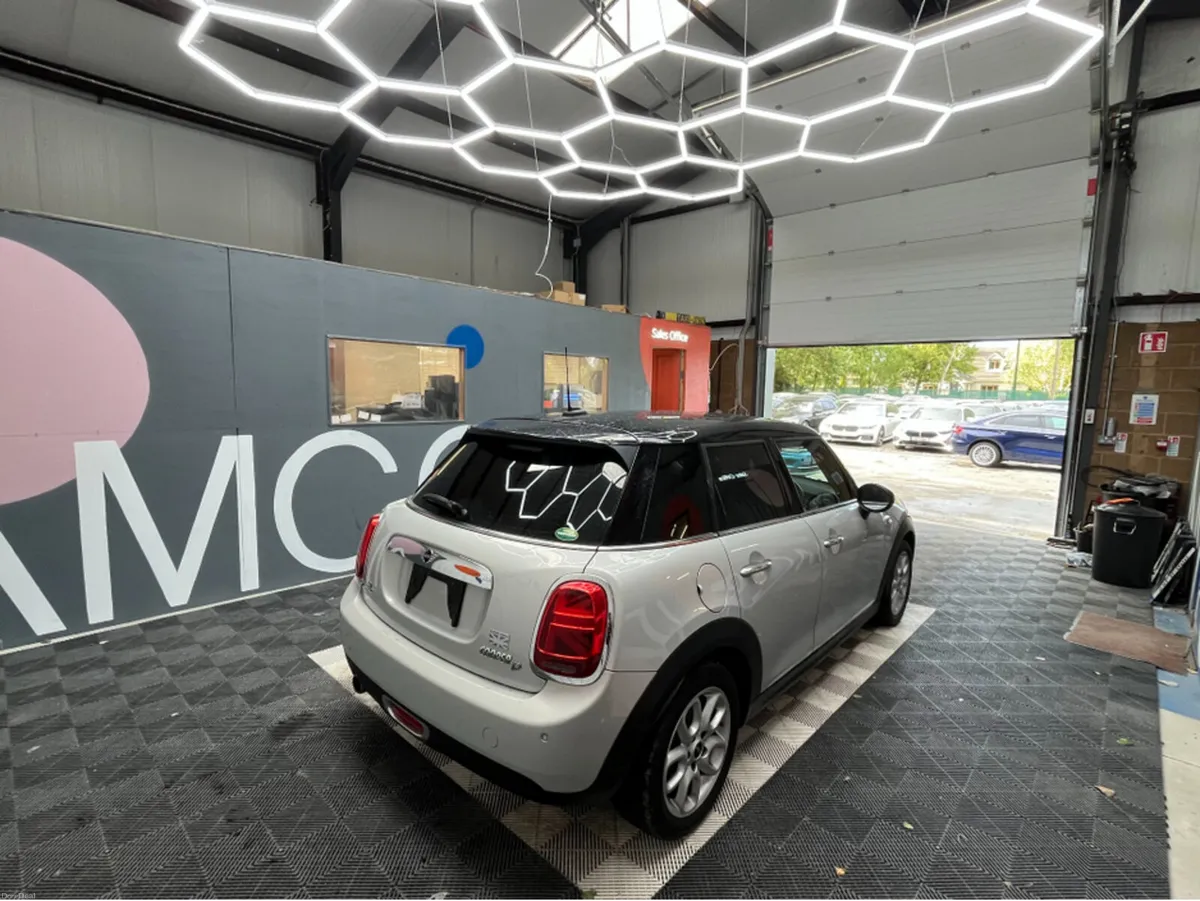 Mini Cooper €16950! 2018 MINI COOPER 1.5 AUTOMATIC - Image 2