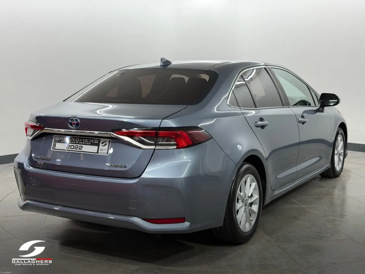 Toyota Corolla (221) LUNA HYBRID AUTO LOW KMS - Image 4