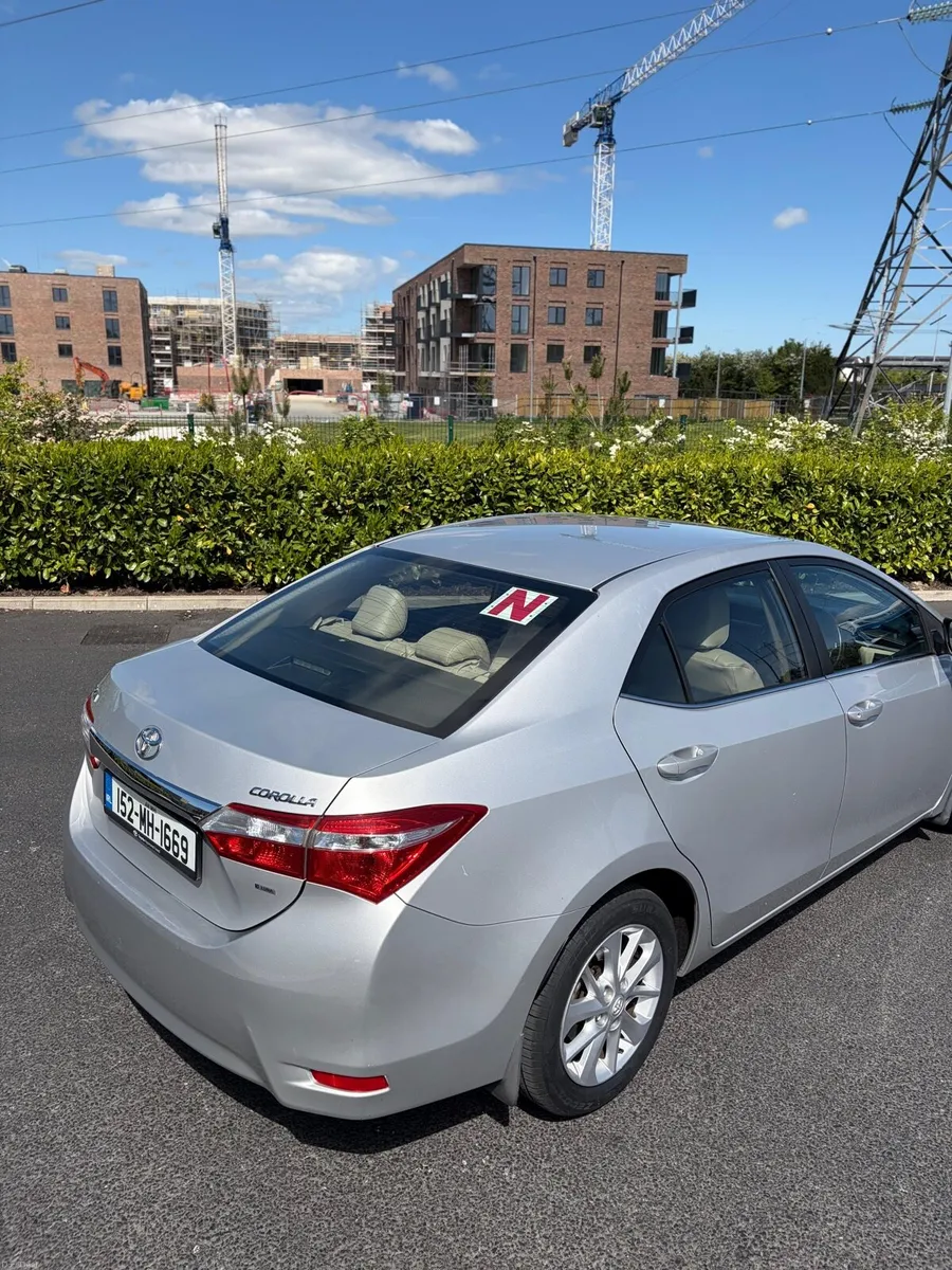 Toyota Corolla - Image 2