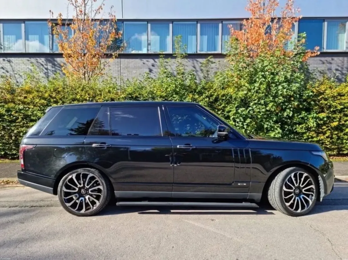 Land Rover Range Rover Autobiography 4.4 V8 - Image 4