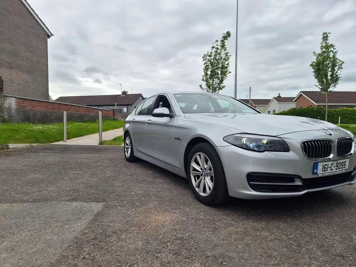 BMW 5-Series 2016 - Image 1