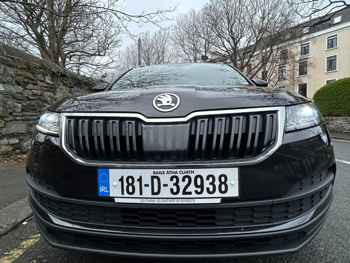 2018 SKODA KAROQ PETROL PANORAMIC SUNROOF - Image 2