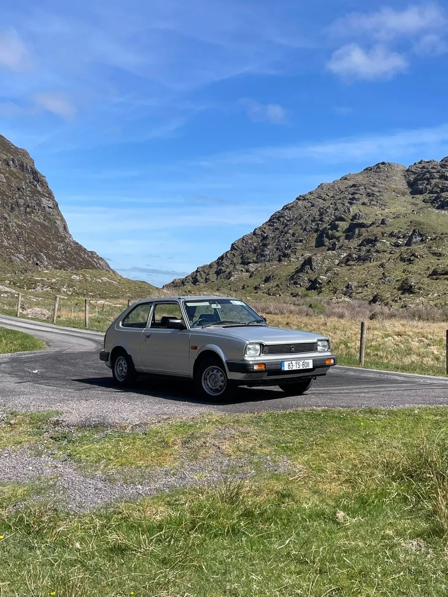 Honda Civic 1983 - Image 2