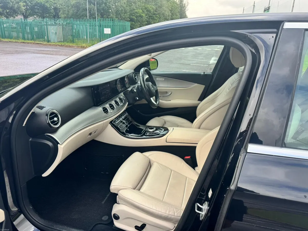Mercedes Benz E220d Late 2016 - Image 4