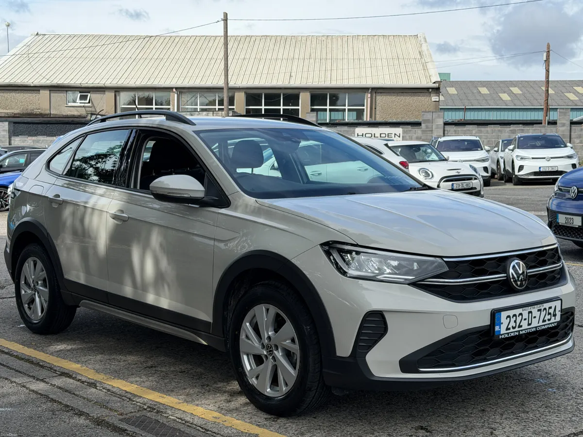 2023 Volkswagen Taigo LIFE. 2 KEYS - Image 6